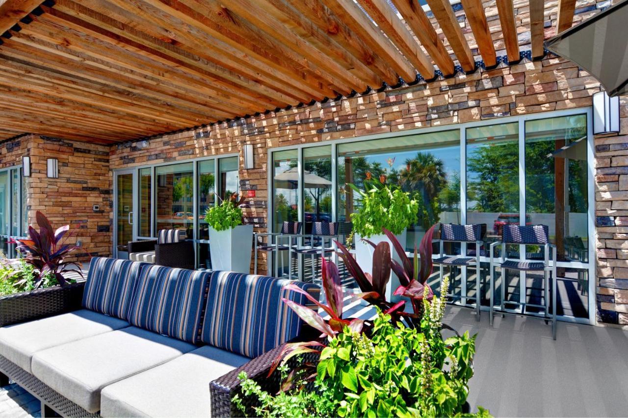 Towneplace Suites By Marriott Jacksonville East מראה חיצוני תמונה