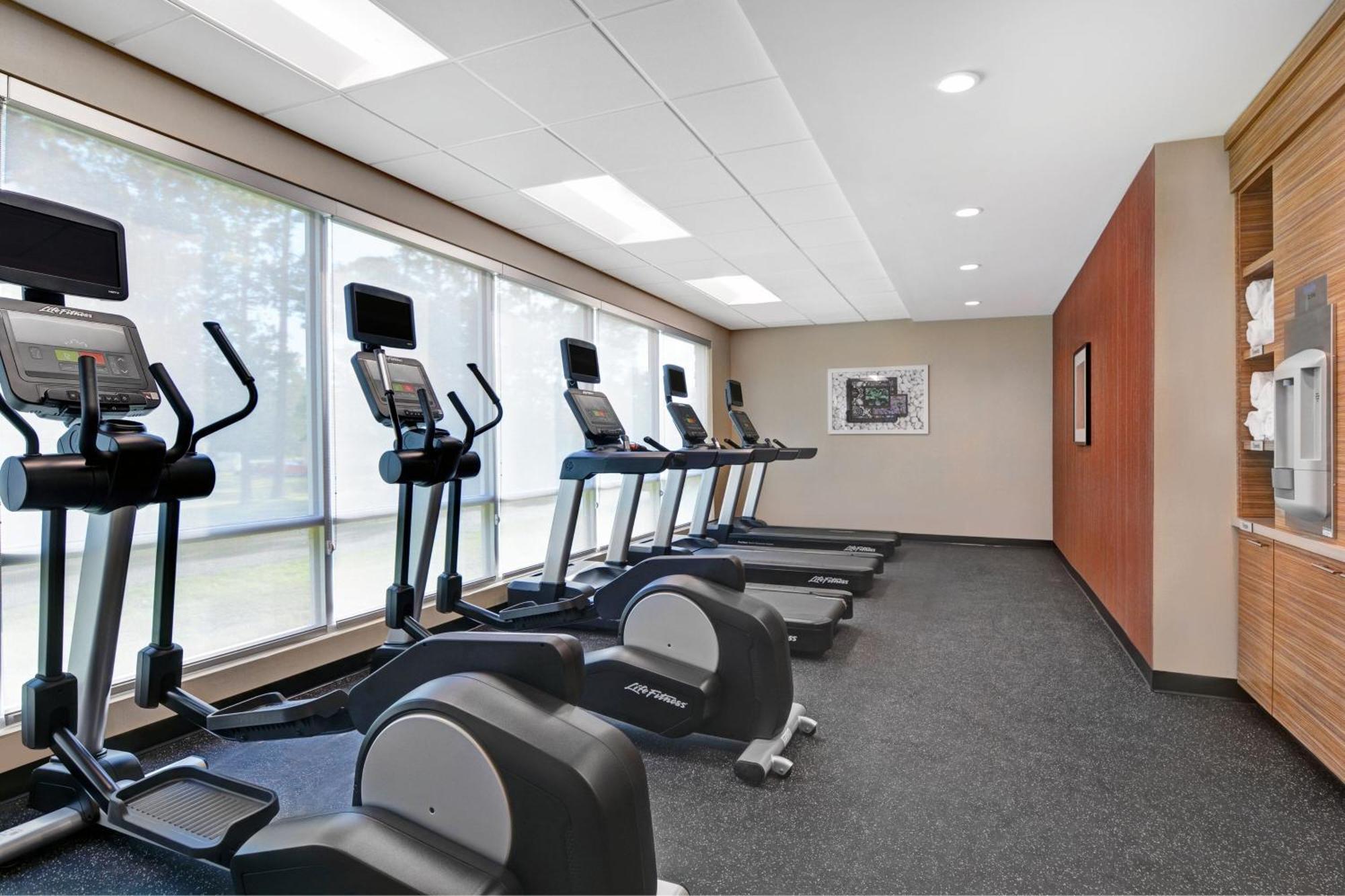Towneplace Suites By Marriott Jacksonville East מראה חיצוני תמונה